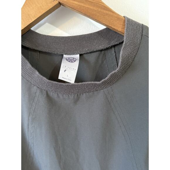 TE VERDE Womens Size Large Sleeveless Wine Purple Wrinkle Free Travel Tank Shirt - Picture 2 of 8